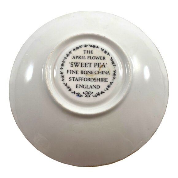 Vintage Staffordshire Fine Bone China 'Sweet Pea' April Flower Tea Cup & Saucer - Picture 9 of 9